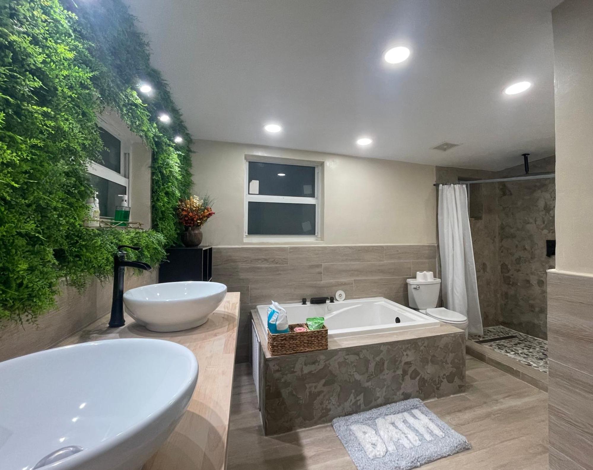 Akeyi Miami305 Private Bedrooms Екстер'єр фото