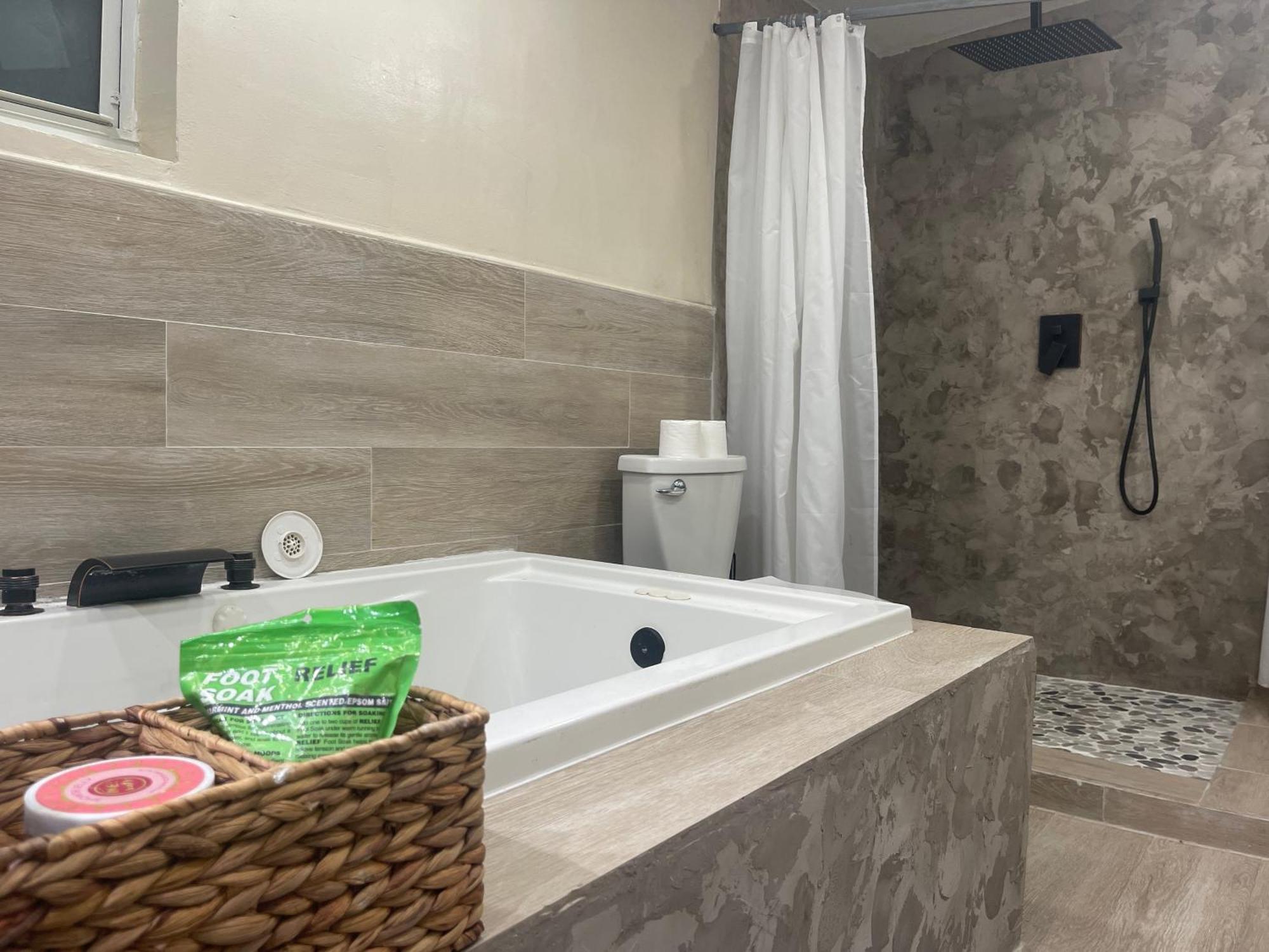 Akeyi Miami305 Private Bedrooms Екстер'єр фото