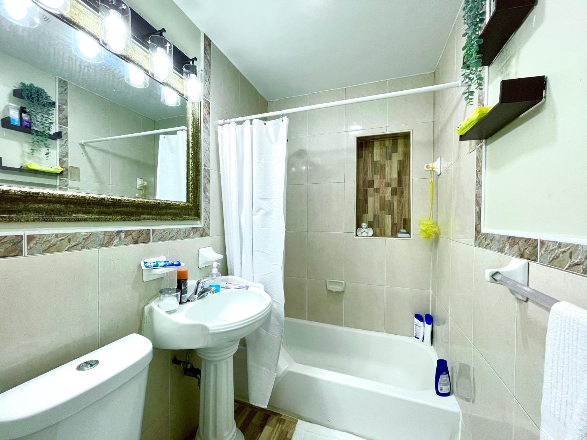 Akeyi Miami305 Private Bedrooms Екстер'єр фото