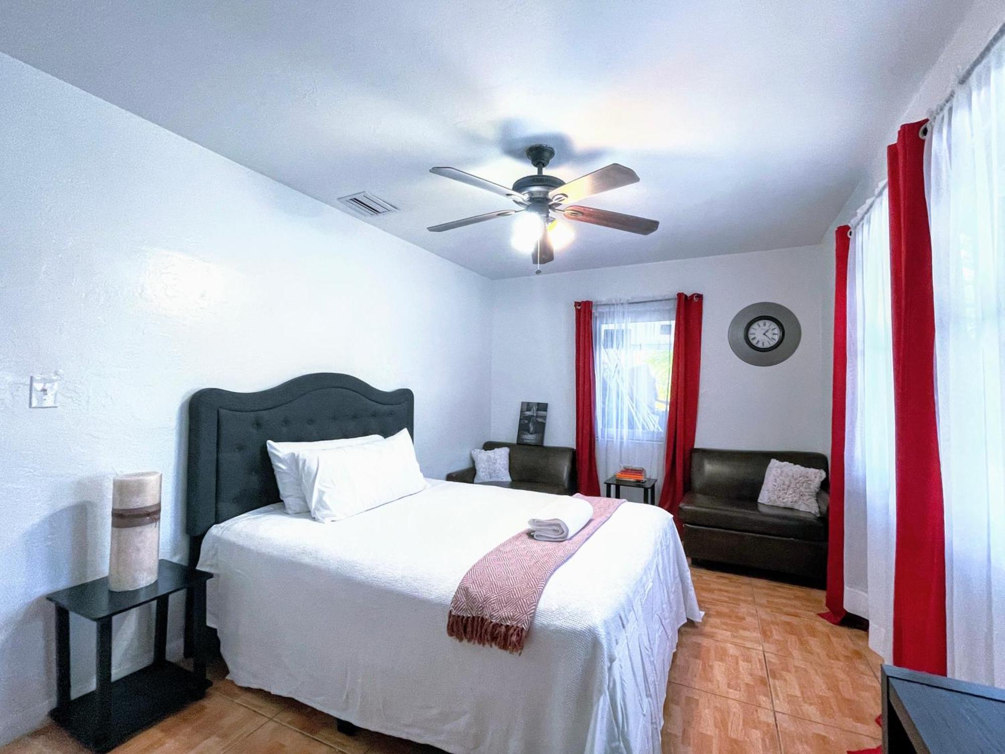 Akeyi Miami305 Private Bedrooms Екстер'єр фото