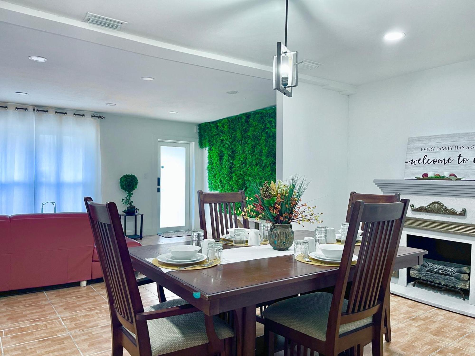 Akeyi Miami305 Private Bedrooms Екстер'єр фото
